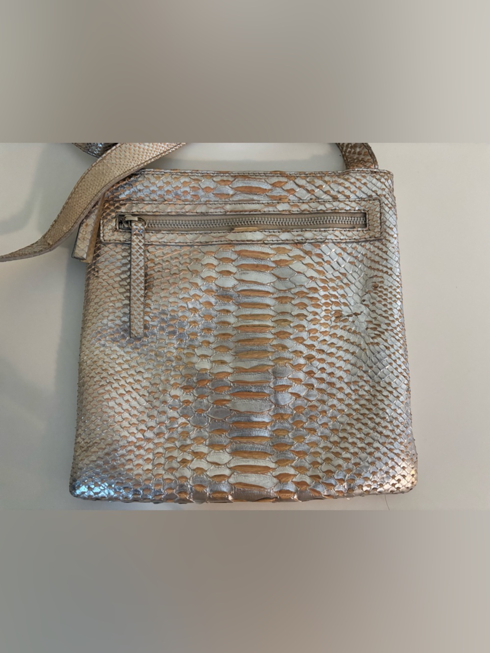 Enrico Pucci RARE Authentic Gold Metallic Real Python Crossbody - Picture 3 of 8